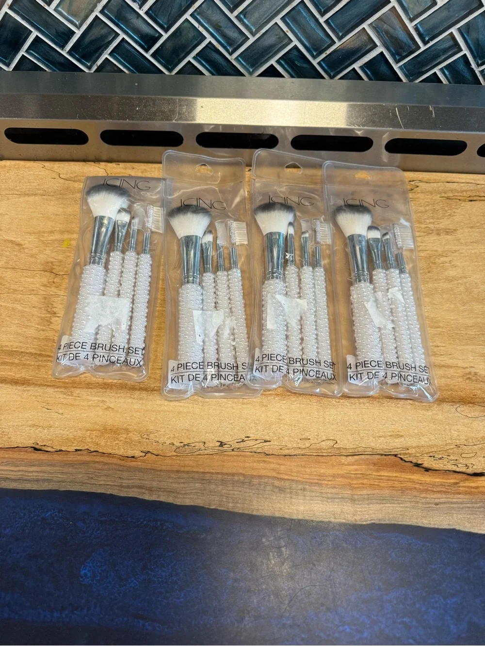 Icing White Pearl 4-Piece Makeup Brush Set - Silver Ferrules-1 set of 4 brushes